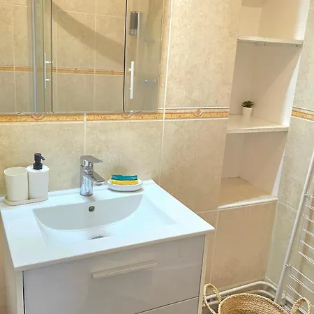 Appartement Le Repaire - Hyper Centre, 3 Ch, Balcon Et Parking
