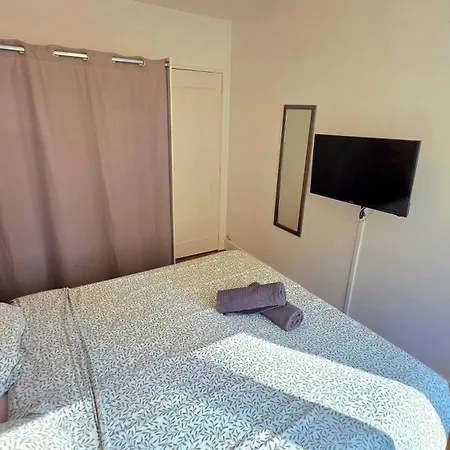 Le Repaire - Hyper Centre, 3 Ch, Balcon Et Parking *